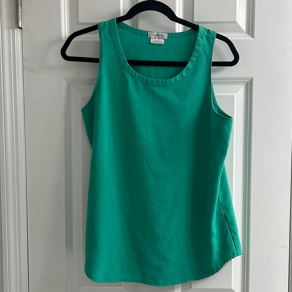 Green Sleeveless Women's Top